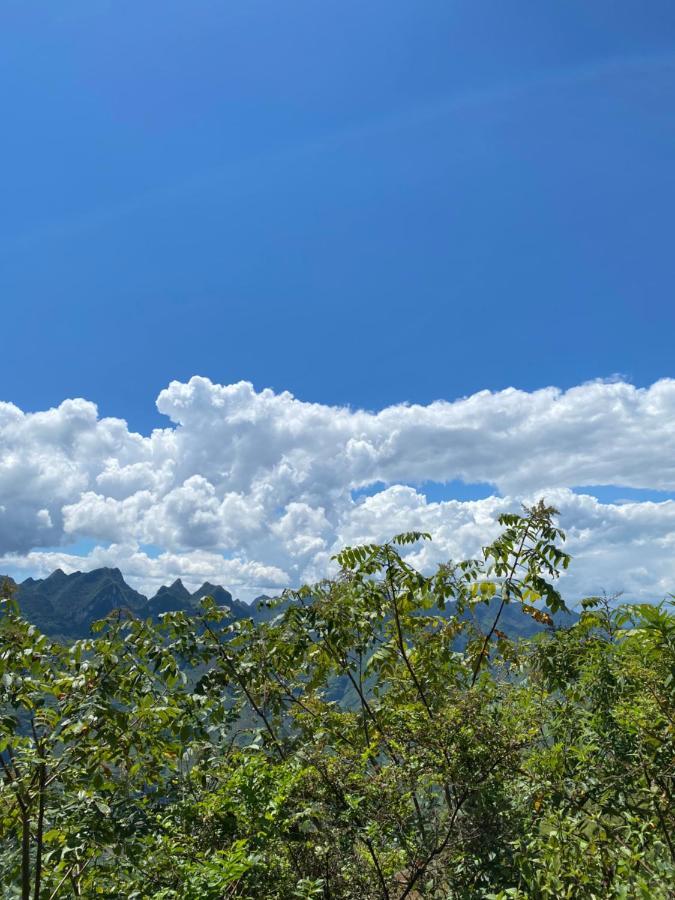 Nha Nghi Viet Nhat Meo Vac ภายนอก รูปภาพ