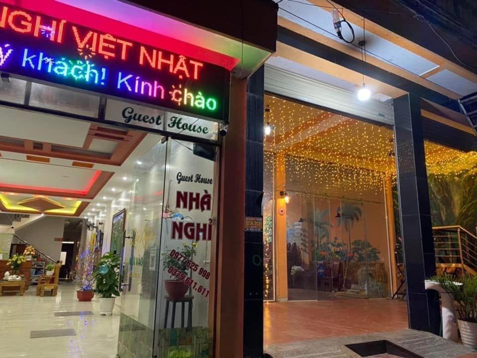 Nha Nghi Viet Nhat Meo Vac ภายนอก รูปภาพ