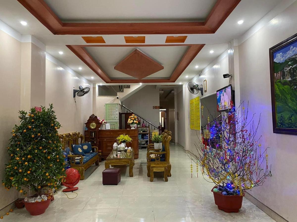 Nha Nghi Viet Nhat Meo Vac ภายนอก รูปภาพ